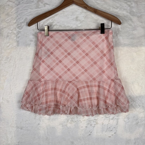 Forever 21 Pink‎ Plaid Mini Skirt M Ruffle Hem Stretchy Coquette Schoolgirl Sexy - Picture 5 of 8